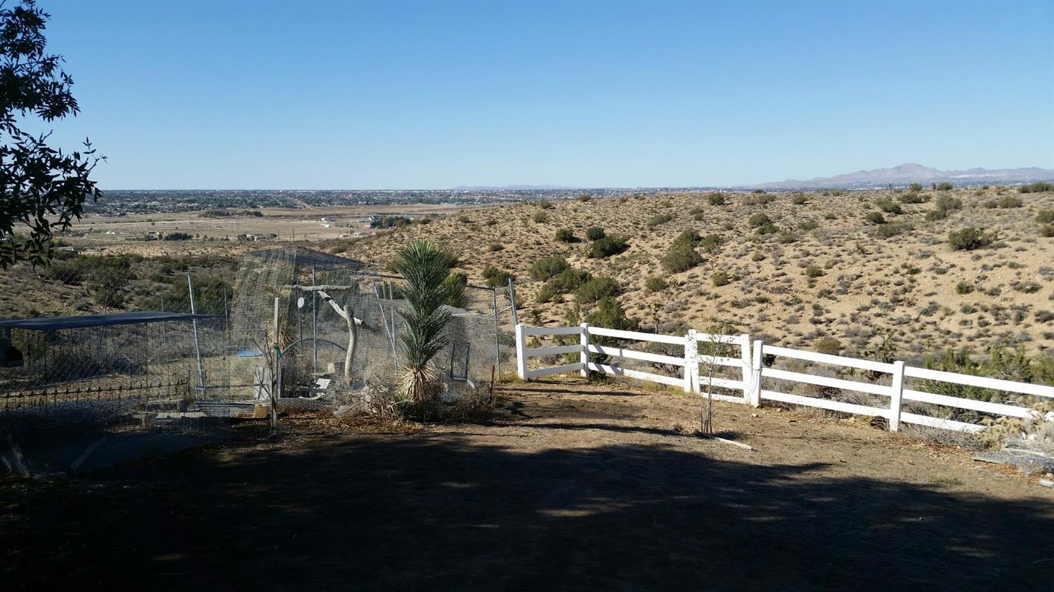 Undisclosed, Apple Valley, CA 92308 photo 5