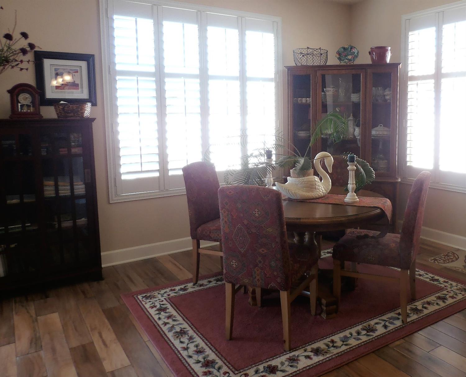 10740 Green Valley Rd, Apple Valley, CA 92308 photo 3