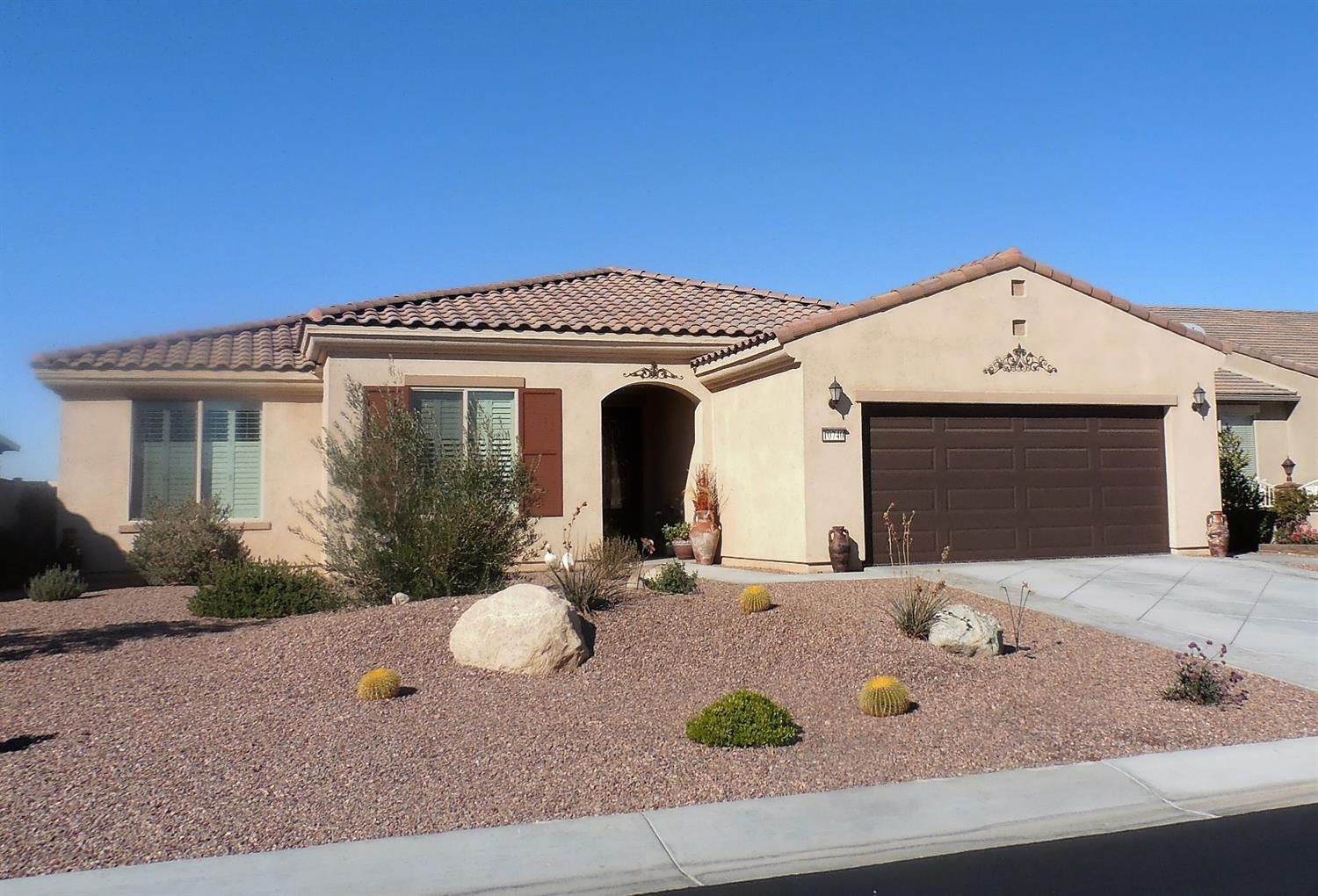 10740 Green Valley Rd, Apple Valley, CA 92308 photo 1