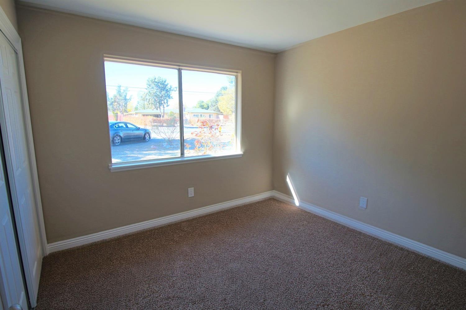 10371 Cottonwood Ave, Hesperia, CA 92345 photo 14