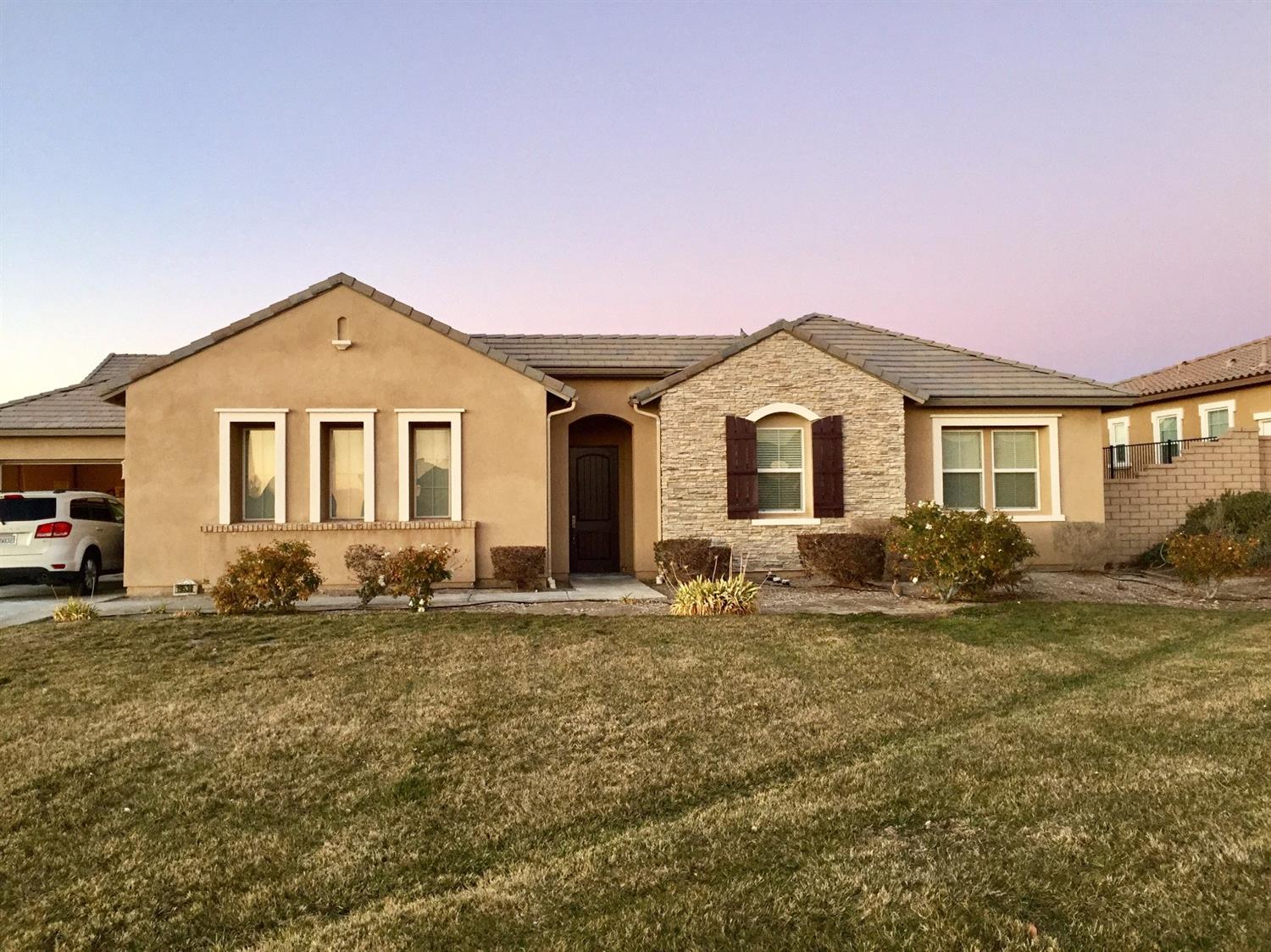 19538 Chuparosa Rd, Apple Valley, CA 92307 photo 1