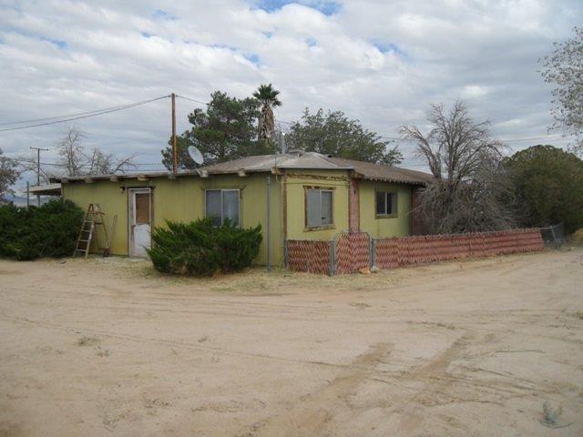 36558 Valley Wells Rd, Hinkley, CA 92347 photo 10