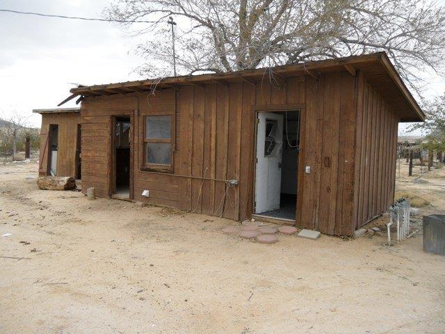 36558 Valley Wells Rd, Hinkley, CA 92347 photo 9