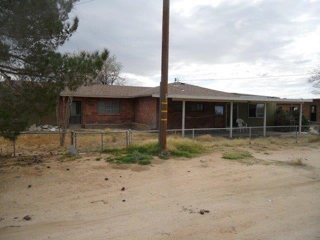 36558 Valley Wells Rd, Hinkley, CA 92347 photo 1