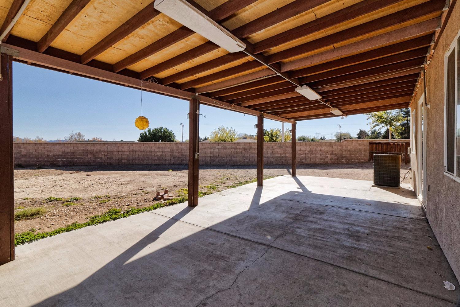 14073 Katelyn St, Hesperia, CA 92345 photo 4