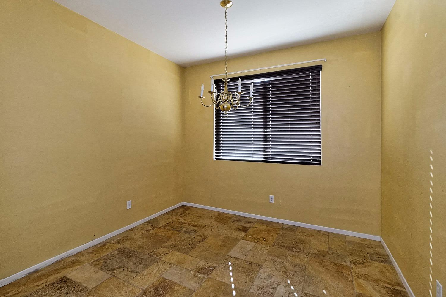 14073 Katelyn St, Hesperia, CA 92345 photo 9