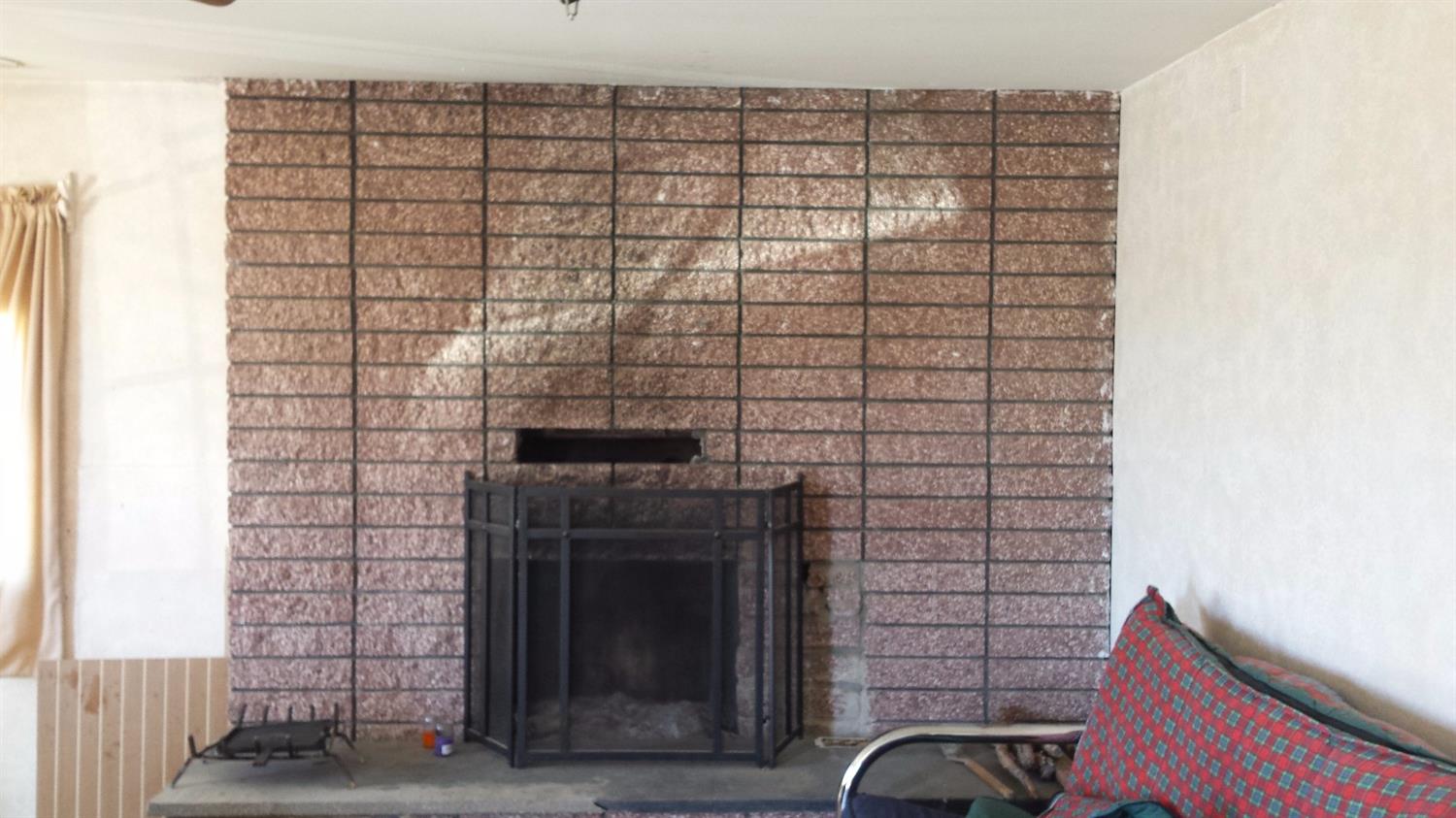 Undisclosed, Apple Valley, CA 92308 photo 3