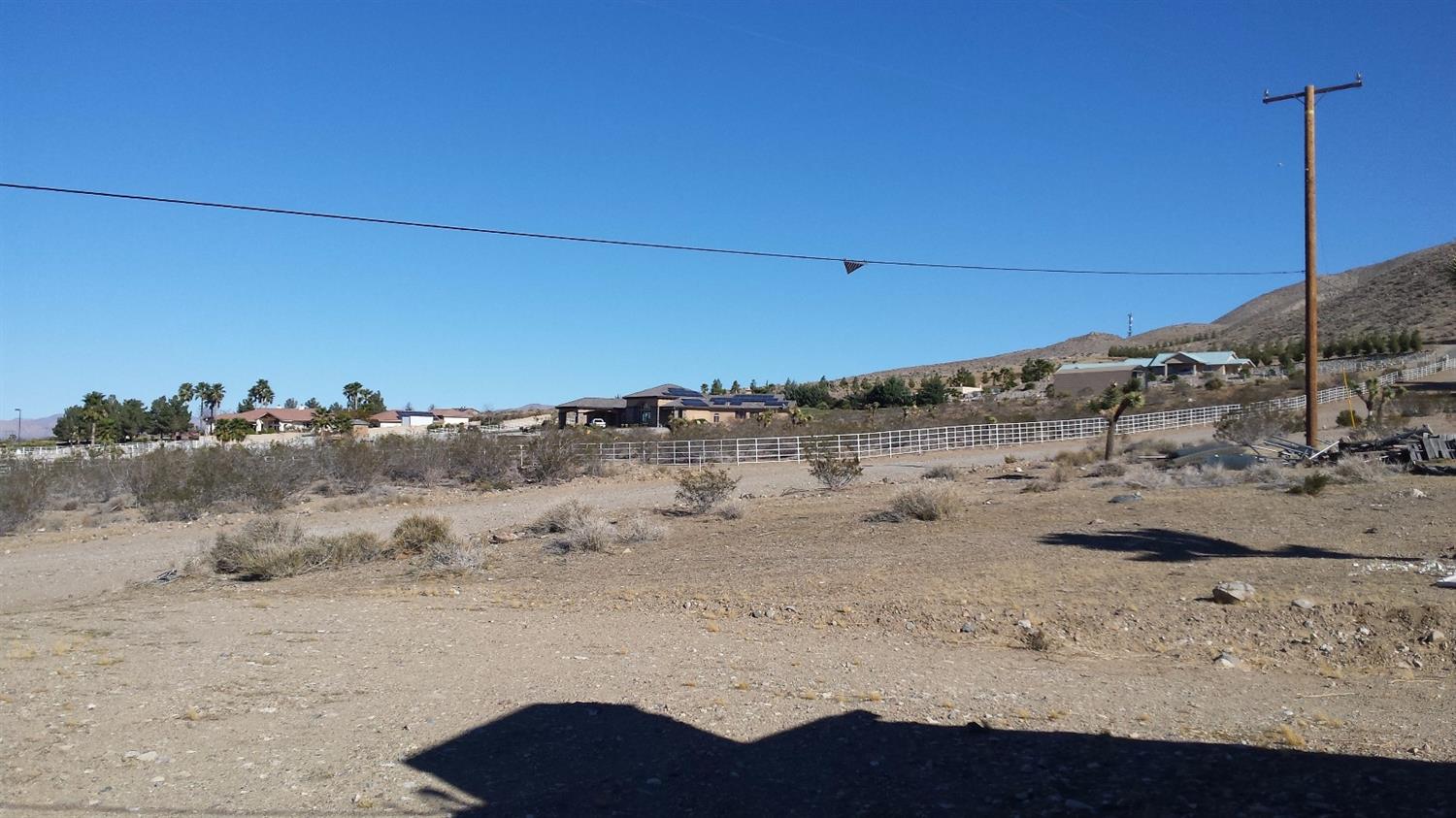 Undisclosed, Apple Valley, CA 92308 photo 8