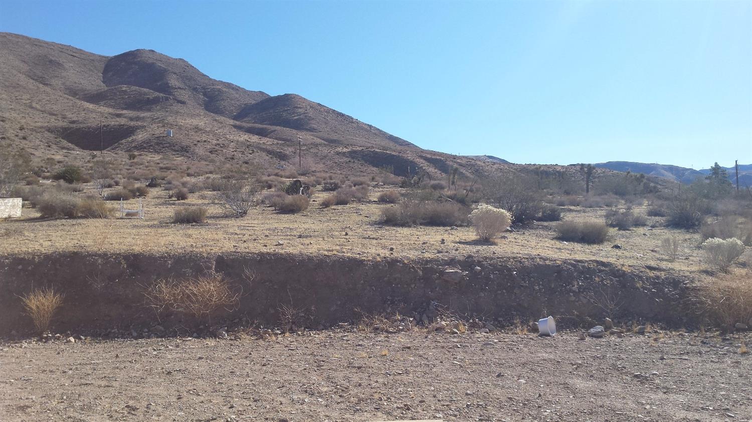 Undisclosed, Apple Valley, CA 92308 photo 10