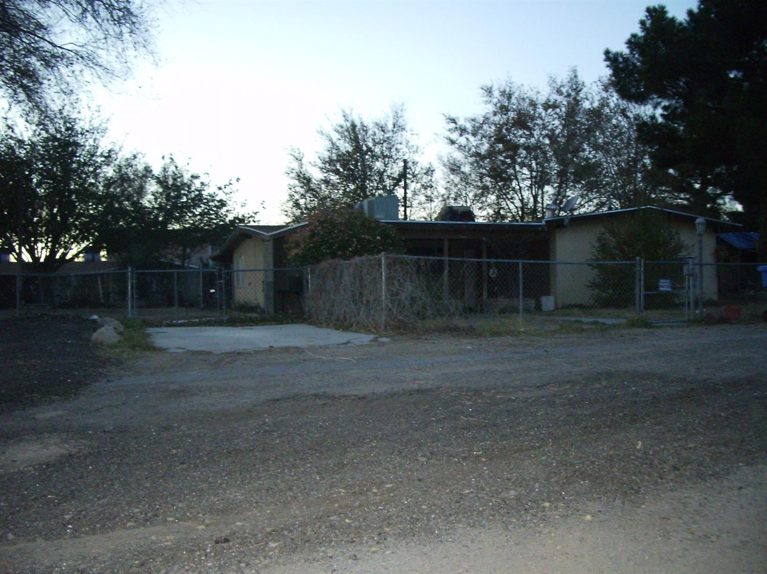36460 Vernon Dr, Barstow, CA 92311 photo 23