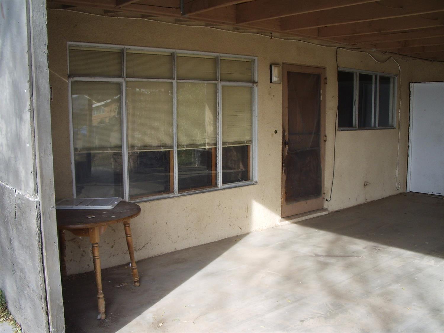 36460 Vernon Dr, Barstow, CA 92311 photo 4