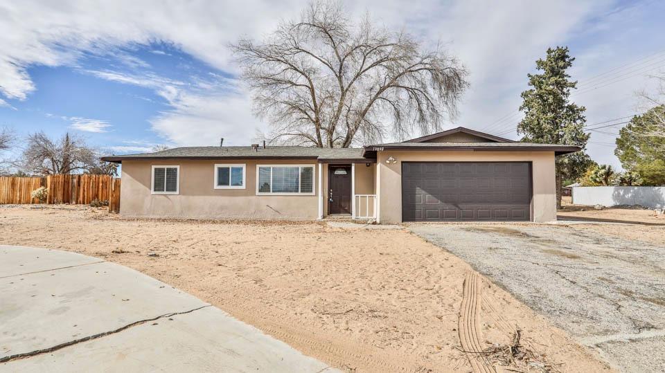 12890 Iroquois Rd, Apple Valley, CA 92308 photo 4