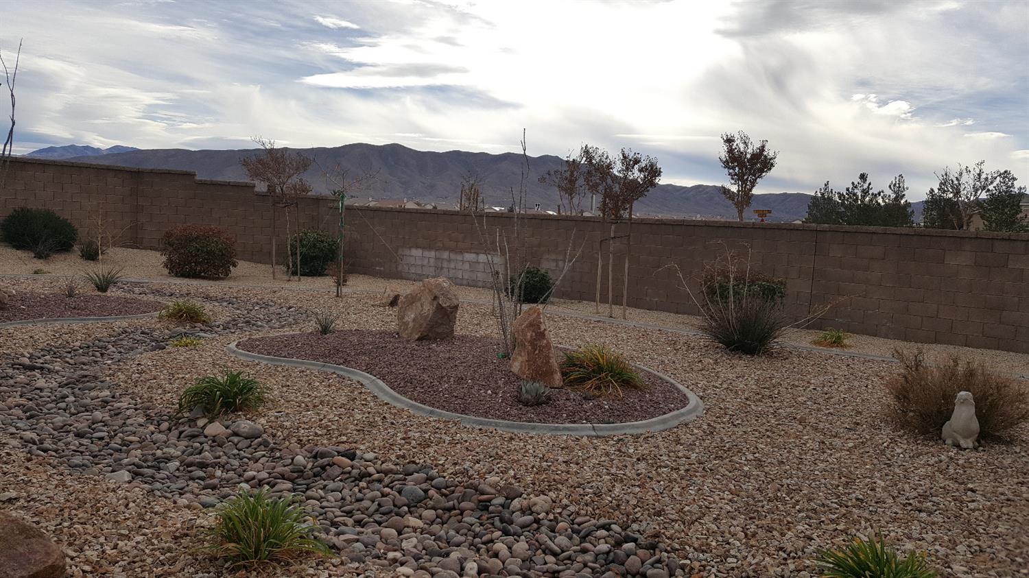 Undisclosed, Apple Valley, CA 92308 photo 10