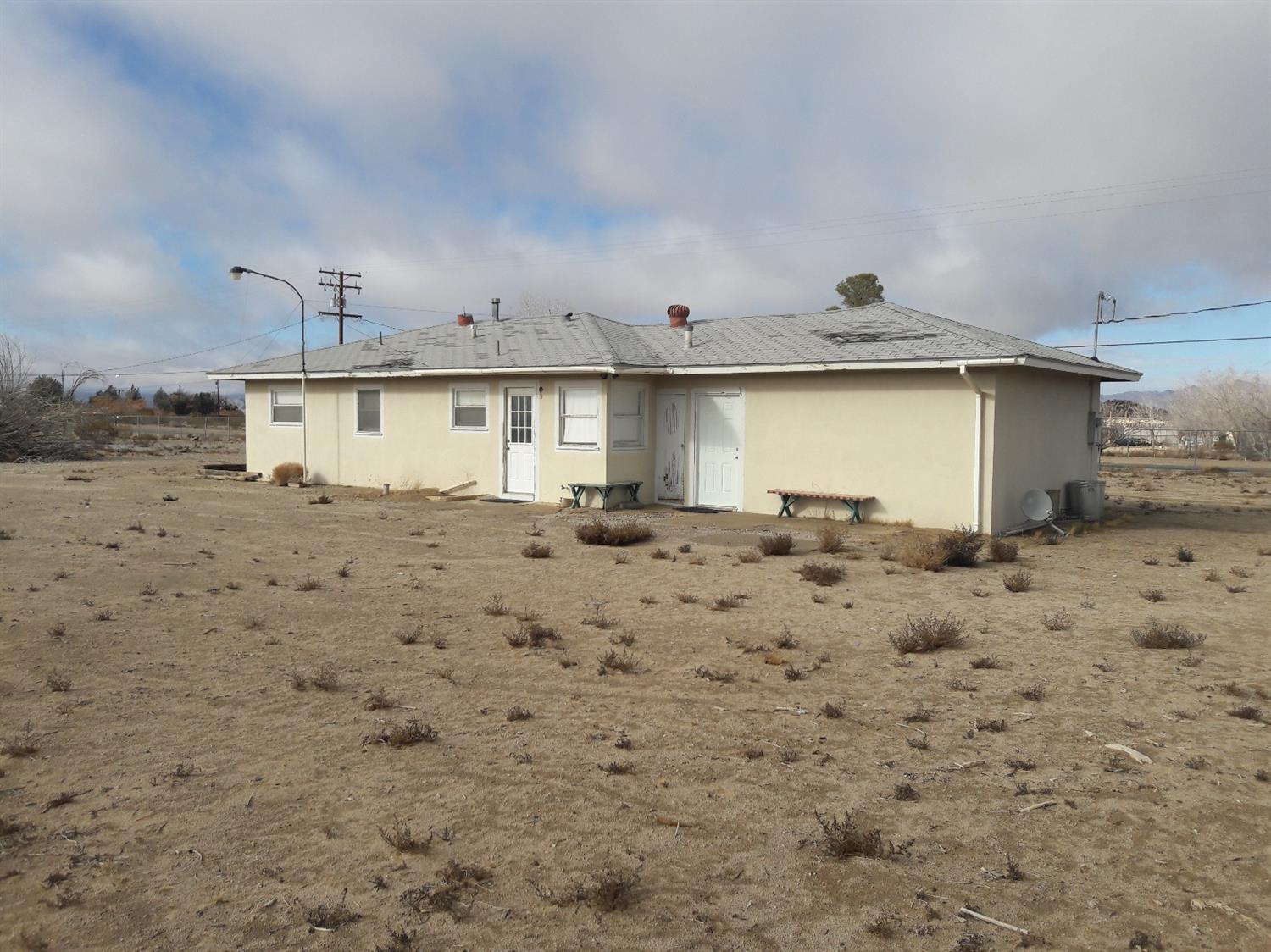 35889 Rabbit Springs Rd, Lucerne Valley, CA 92356 photo 11
