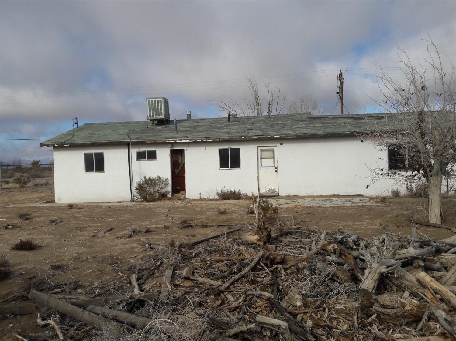 35889 Rabbit Springs Rd, Lucerne Valley, CA 92356 photo 19