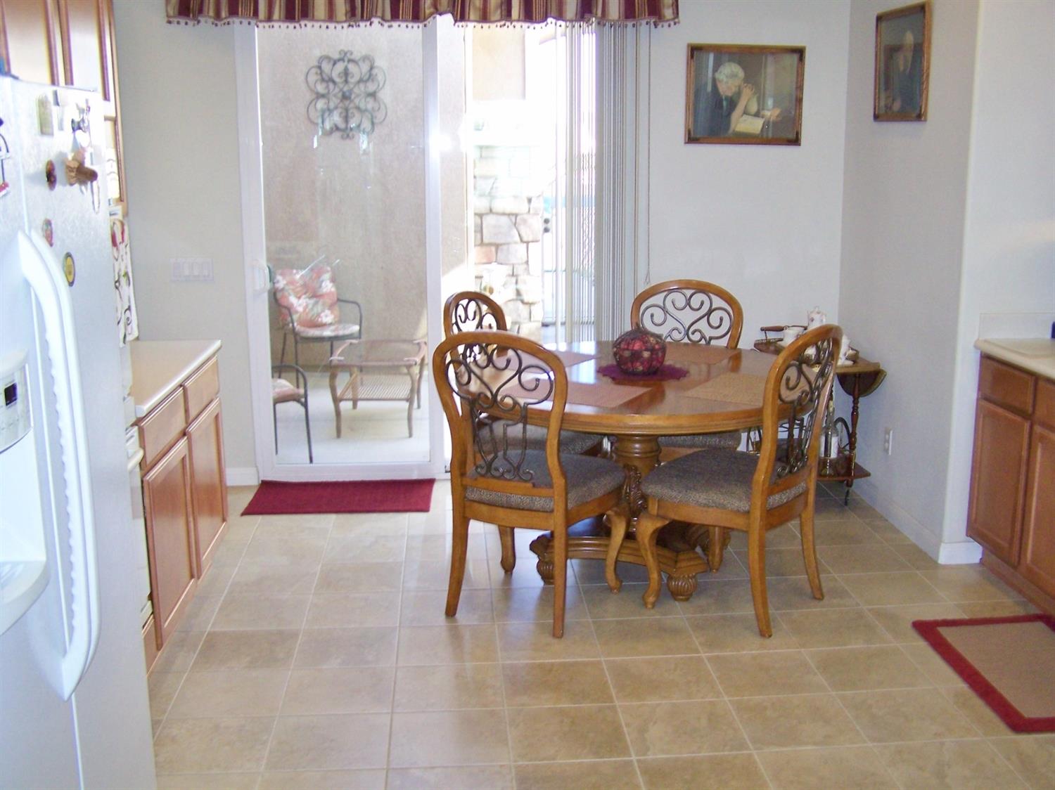 10117 Redstone Rd, Apple Valley, CA 92308 photo 7
