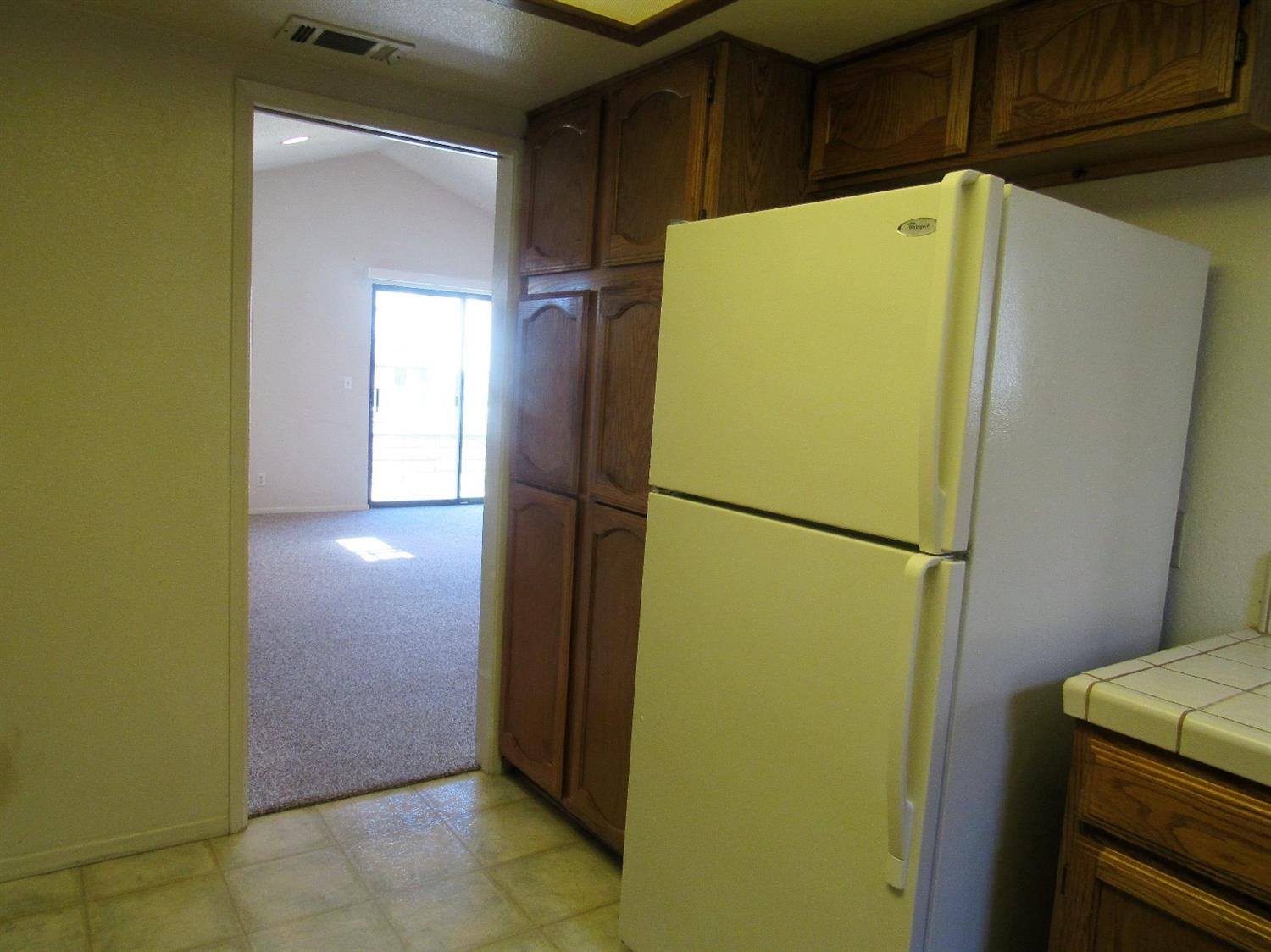 19228 Pine Way, Apple Valley, CA 92308 photo 7