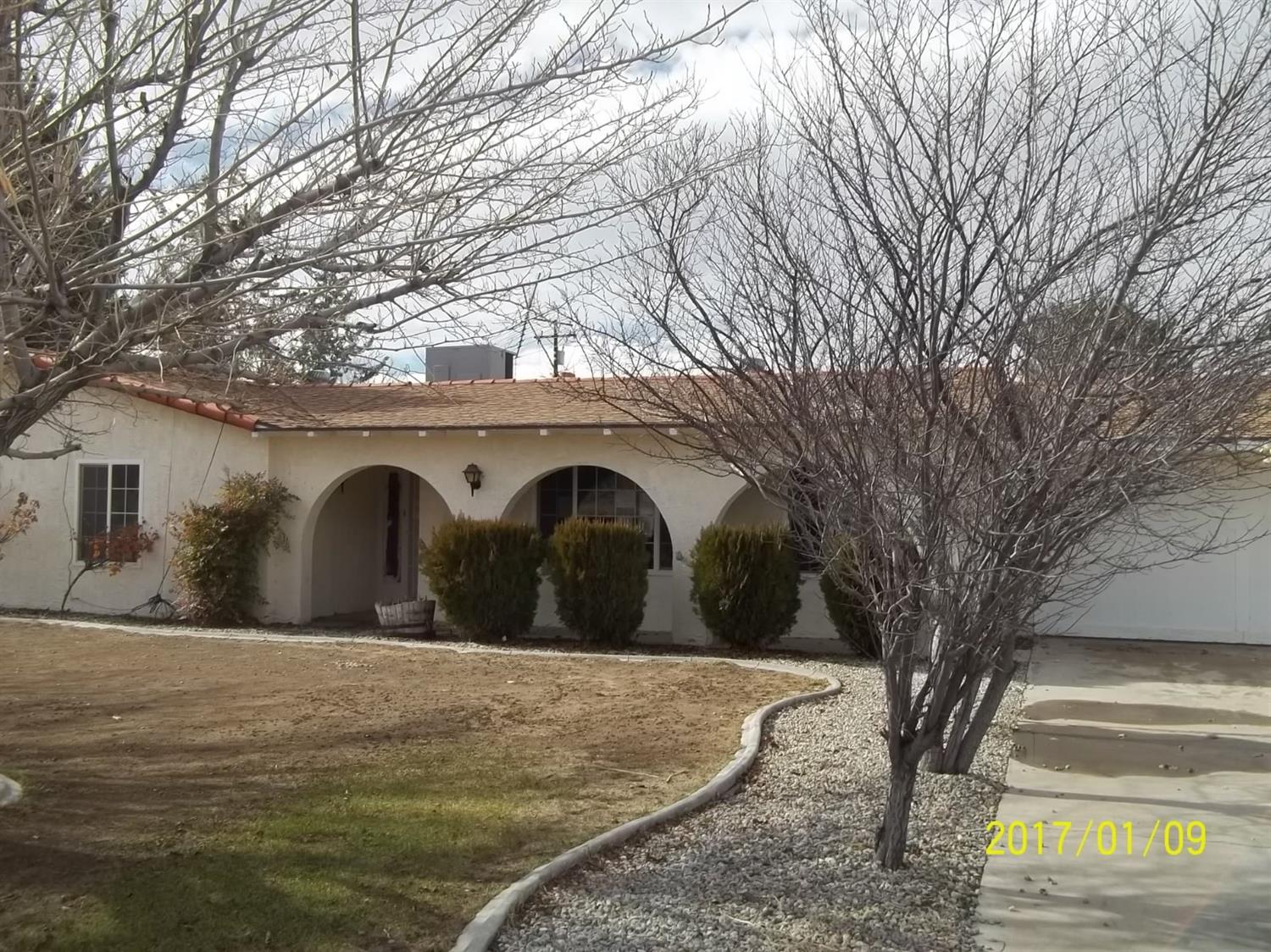13226 Quapaw Rd, Apple Valley, CA 92308 photo 1