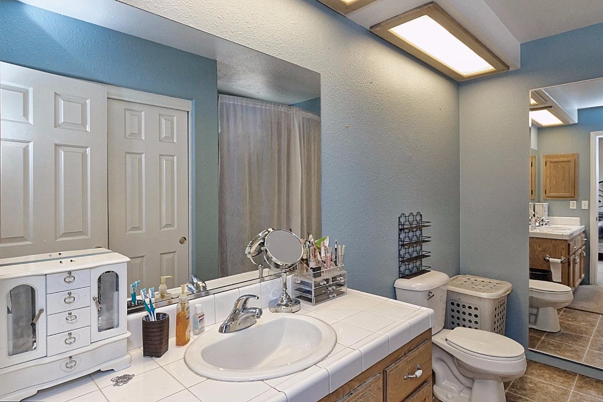 7628 Cottonwood Ave, Hesperia, CA 92345 photo 19
