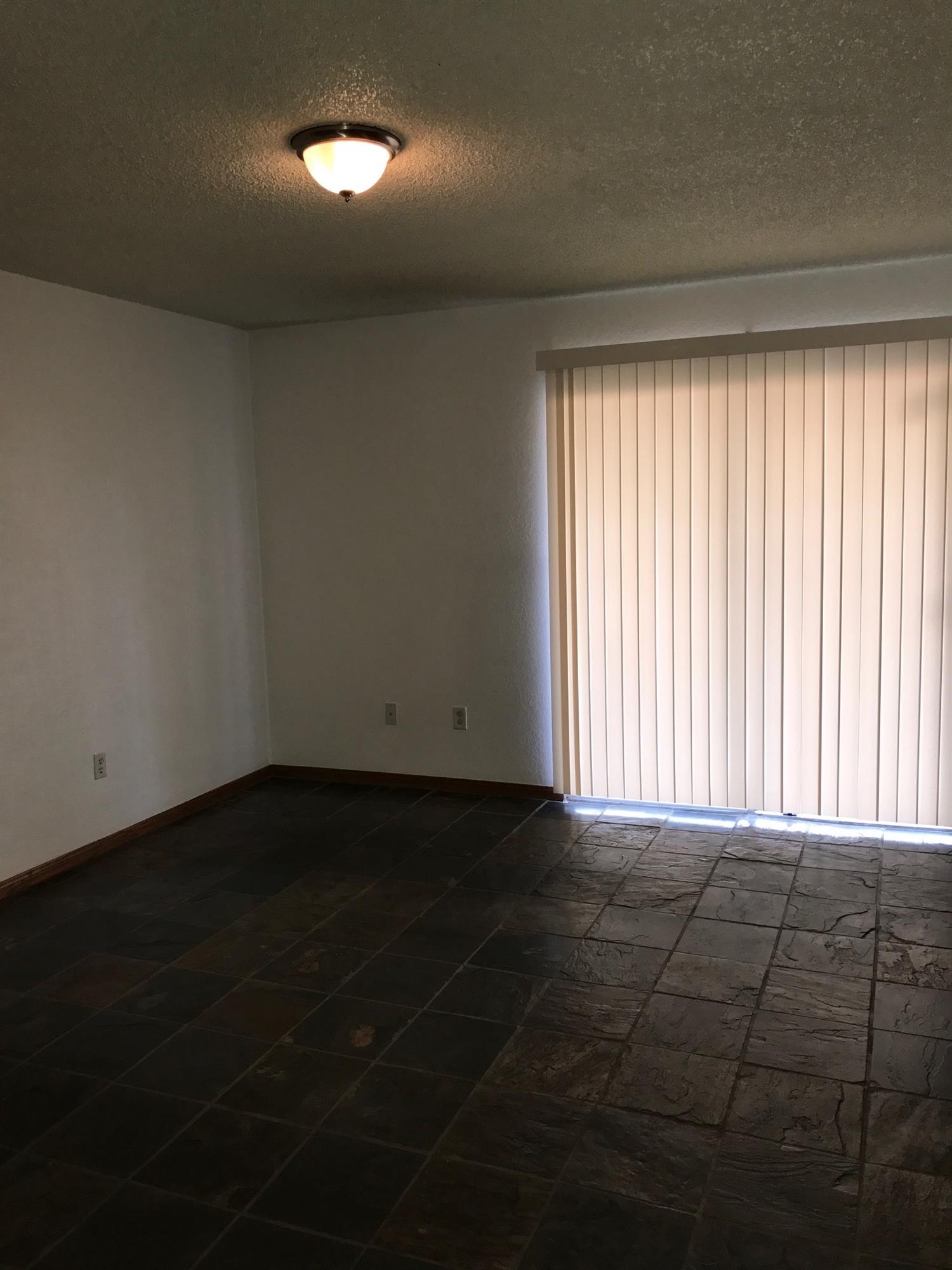 21236 Geronimo Rd, Apple Valley, CA 92308 photo 12