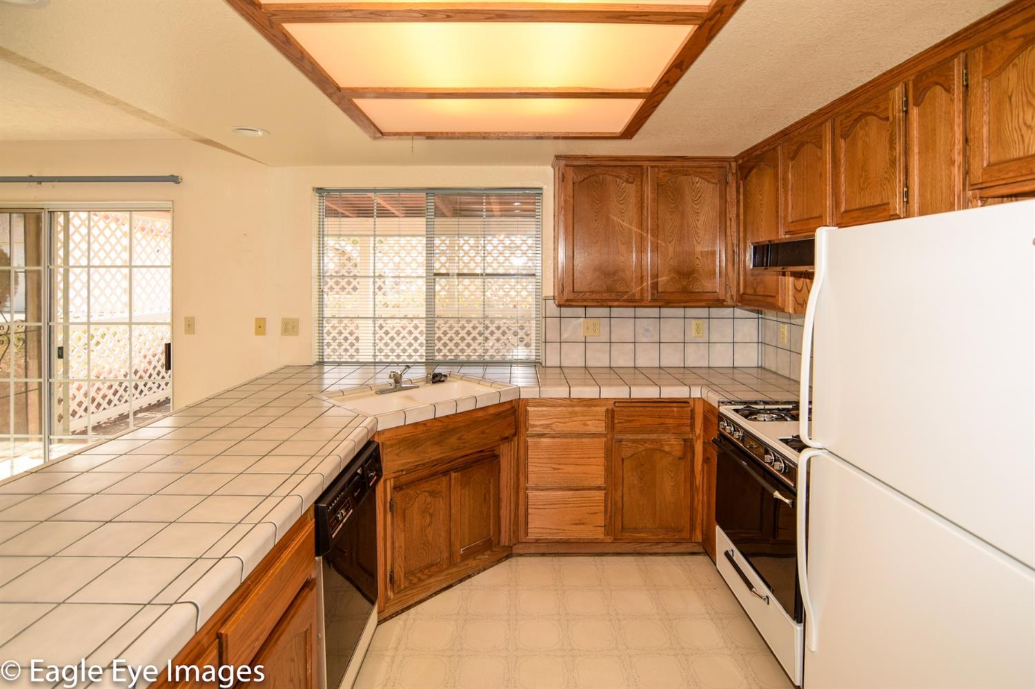 7870 Pismo Ave, Hesperia, CA 92345 photo 20