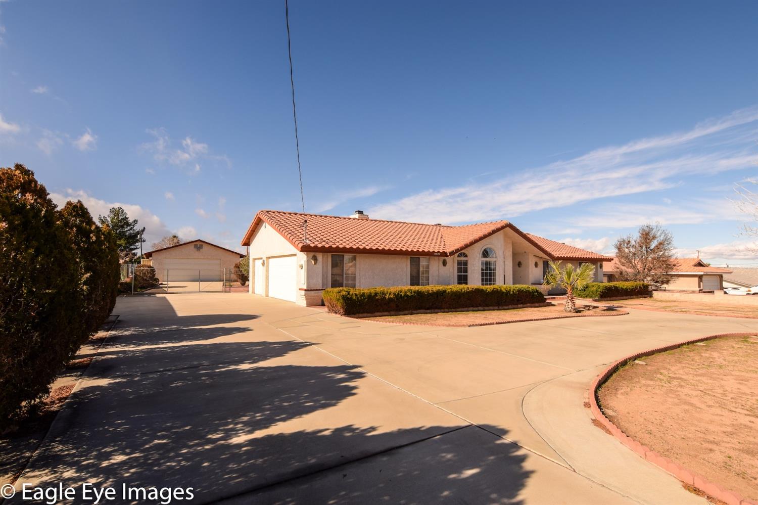 7870 Pismo Ave, Hesperia, CA 92345 photo 2