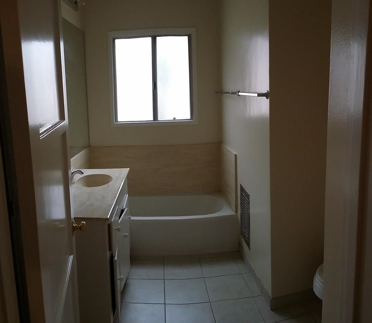 1056 Willard Ave, Glendale, CA 91201 photo 7