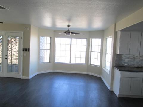 18220 Eucalyptus St, Hesperia, CA 92345 photo 5