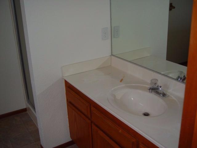 10399 Lakeshore Dr, Apple Valley, CA 92308 photo 25