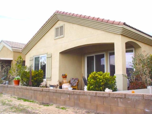 10399 Lakeshore Dr, Apple Valley, CA 92308 photo 3