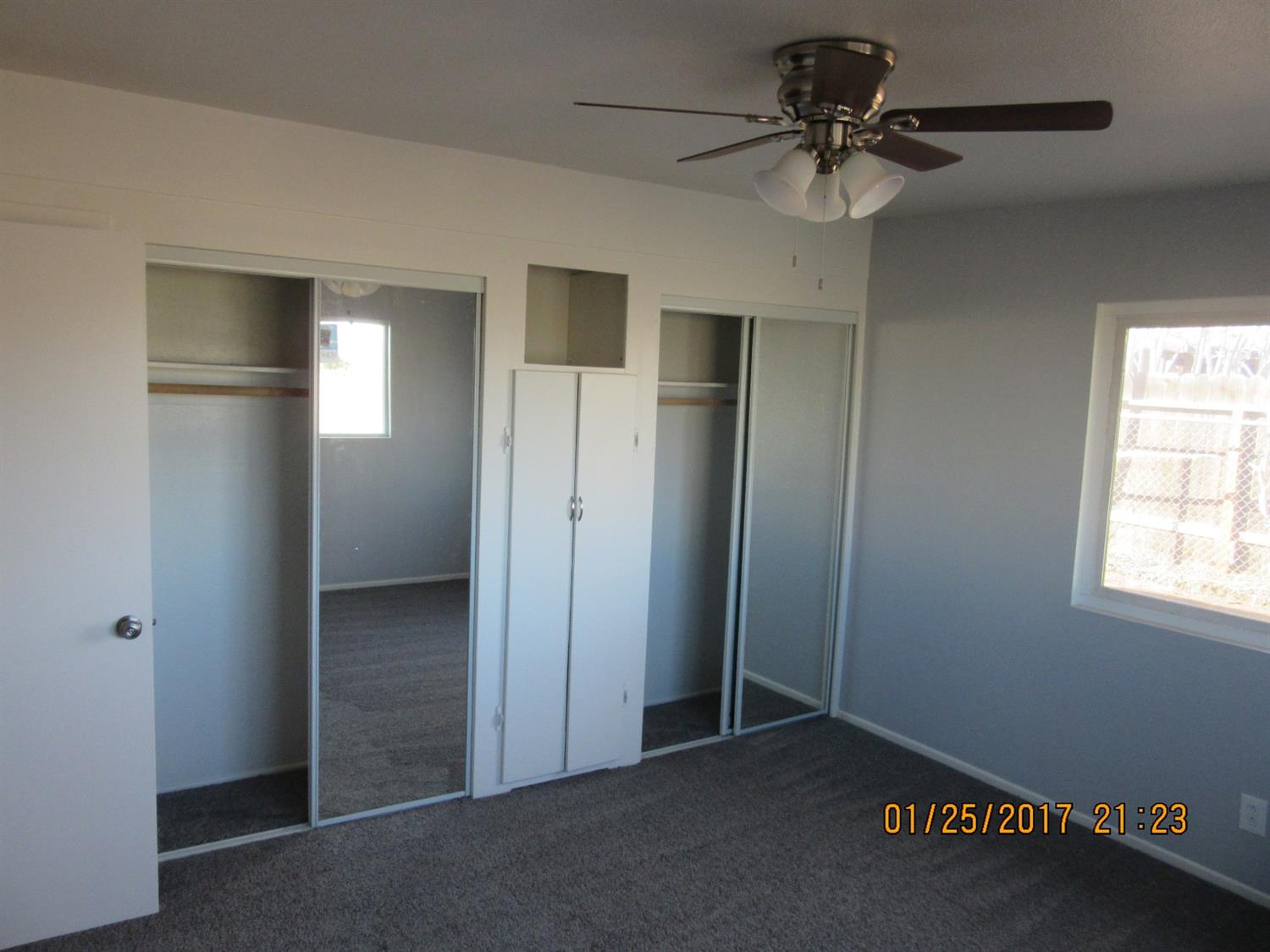15090 Palm St, Hesperia, CA 92345 photo 22