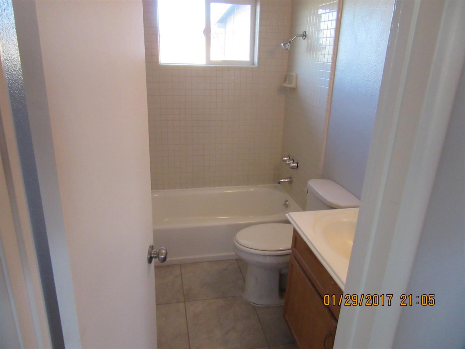 15090 Palm St, Hesperia, CA 92345 photo 23