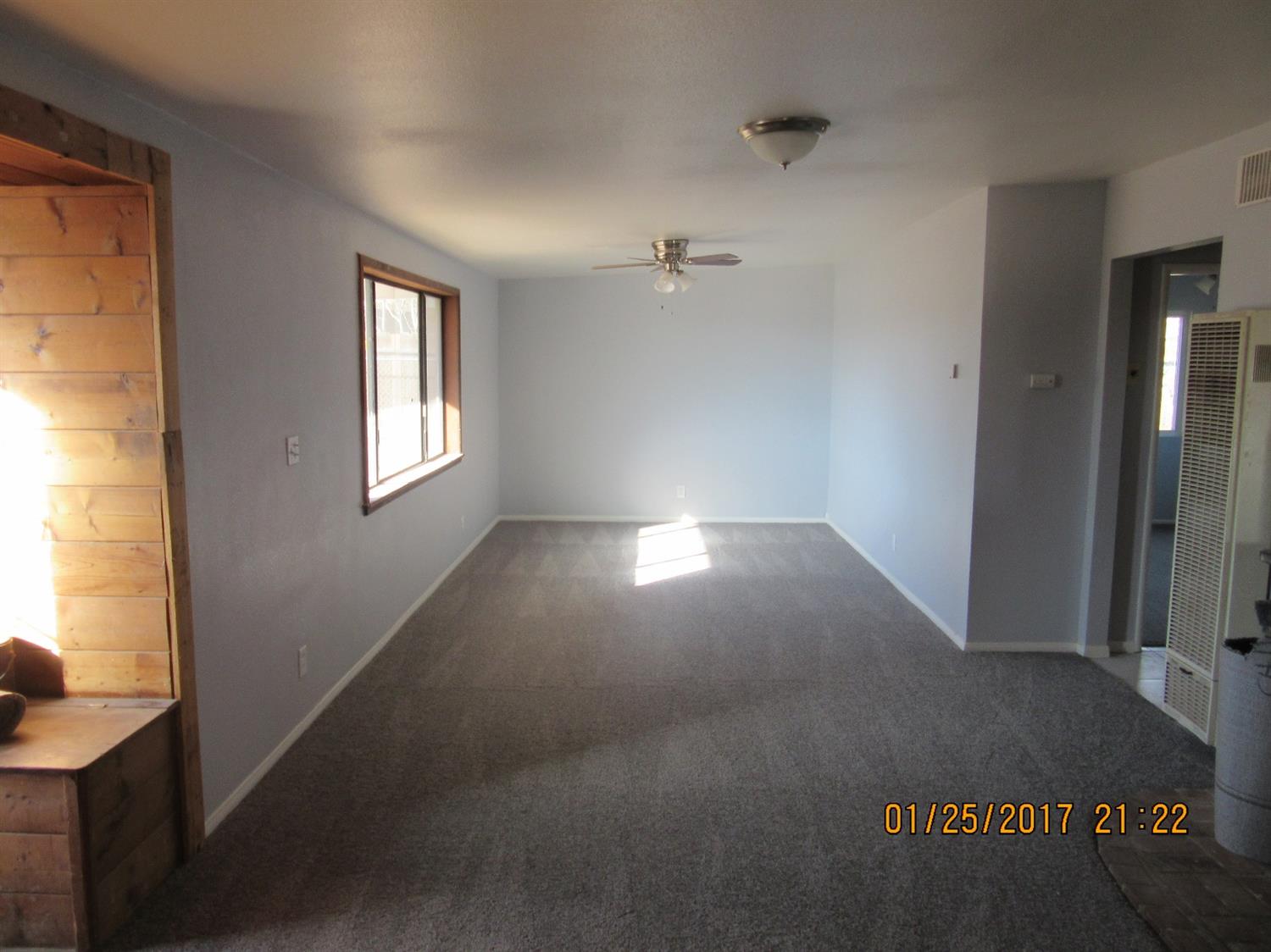 15090 Palm St, Hesperia, CA 92345 photo 6