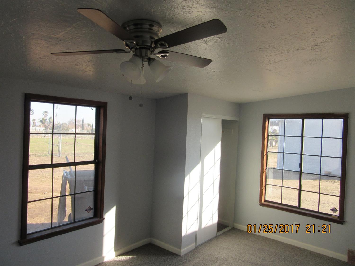 15090 Palm St, Hesperia, CA 92345 photo 18