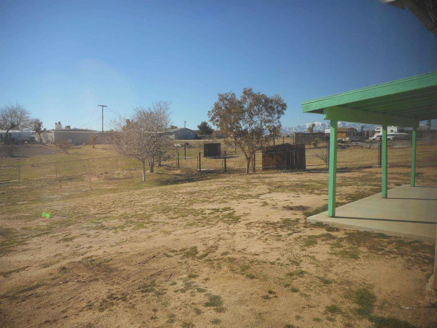 17887 Deodar St, Hesperia, CA 92345 photo 24