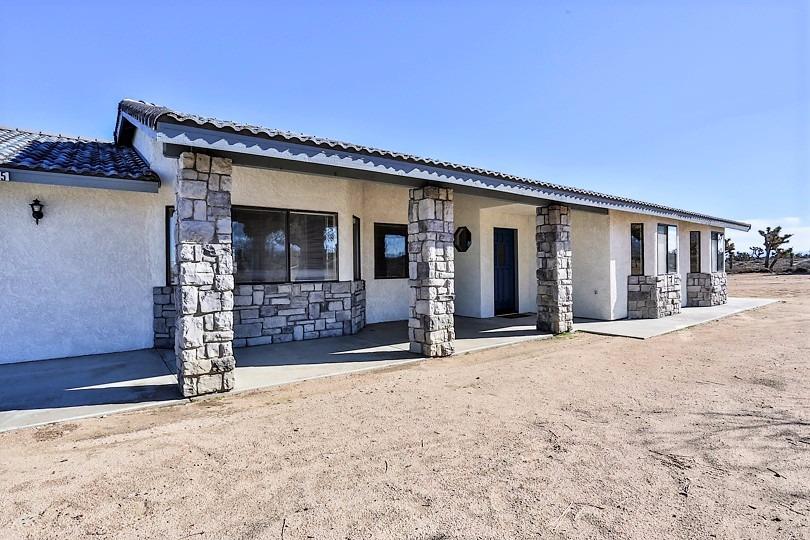 10925 Sonora Rd, Phelan, CA 92371 photo 4