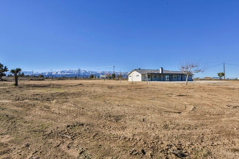 10925 Sonora Rd, Phelan, CA 92371 photo 35