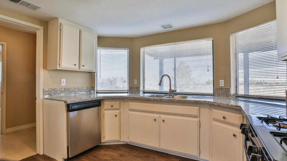 10925 Sonora Rd, Phelan, CA 92371 photo 10