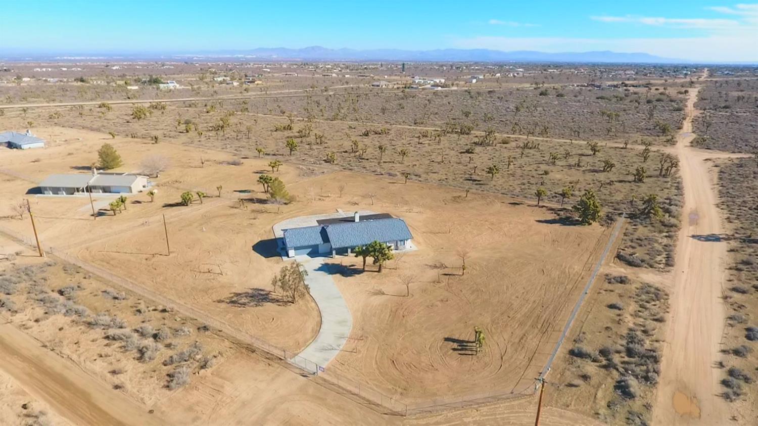10925 Sonora Rd, Phelan, CA 92371 photo 38