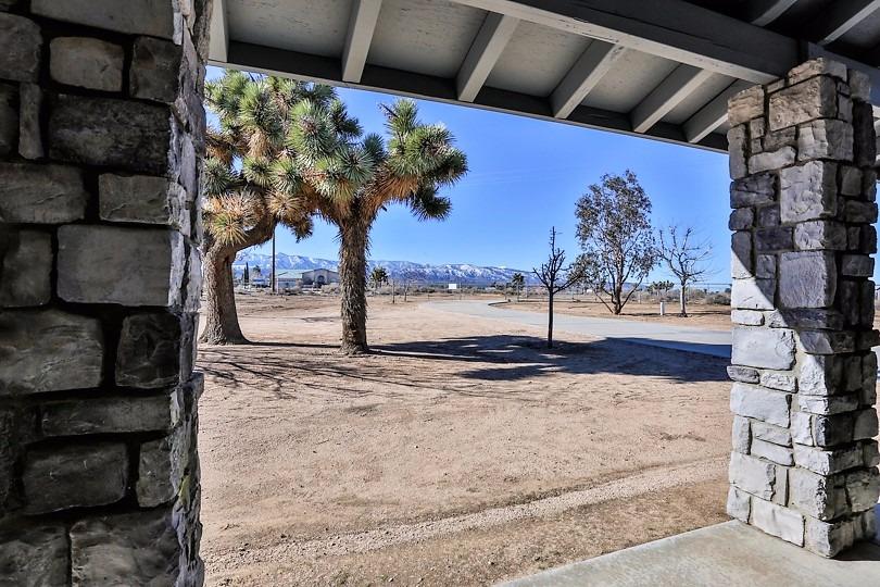 10925 Sonora Rd, Phelan, CA 92371 photo 5