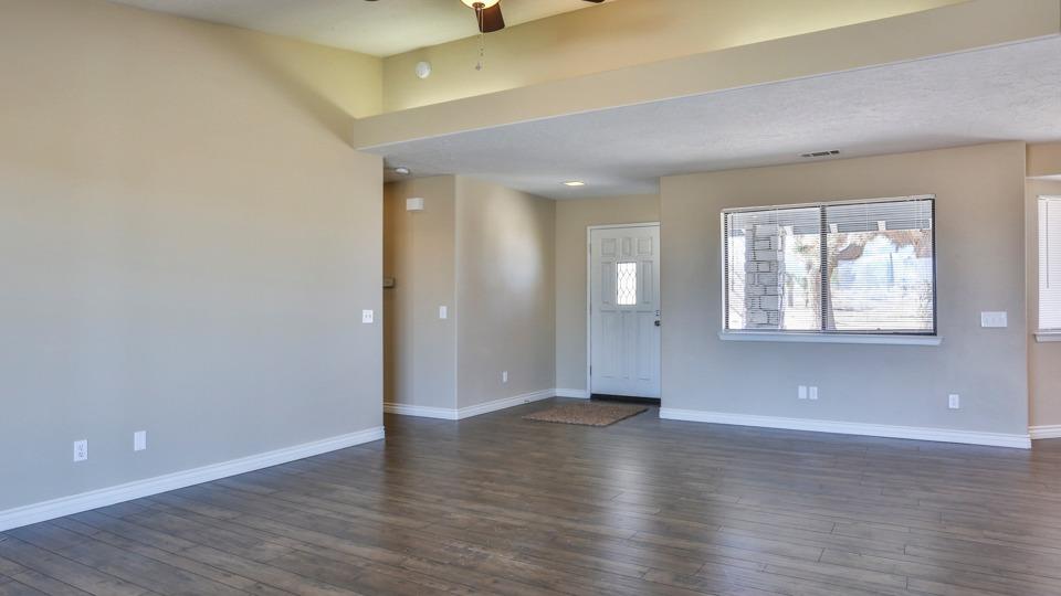 10925 Sonora Rd, Phelan, CA 92371 photo 14