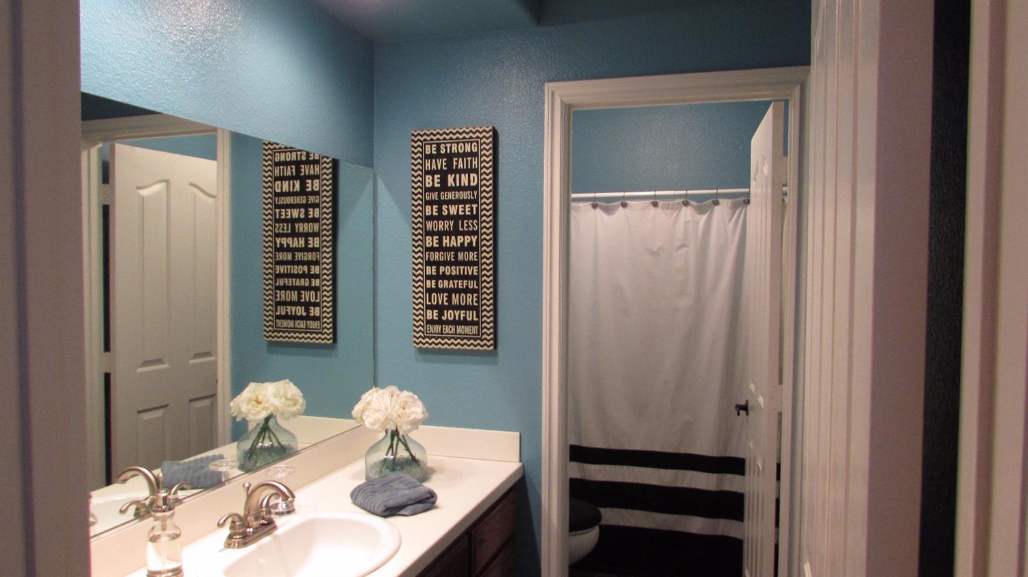 Undisclosed, Apple Valley, CA 92308 photo 26