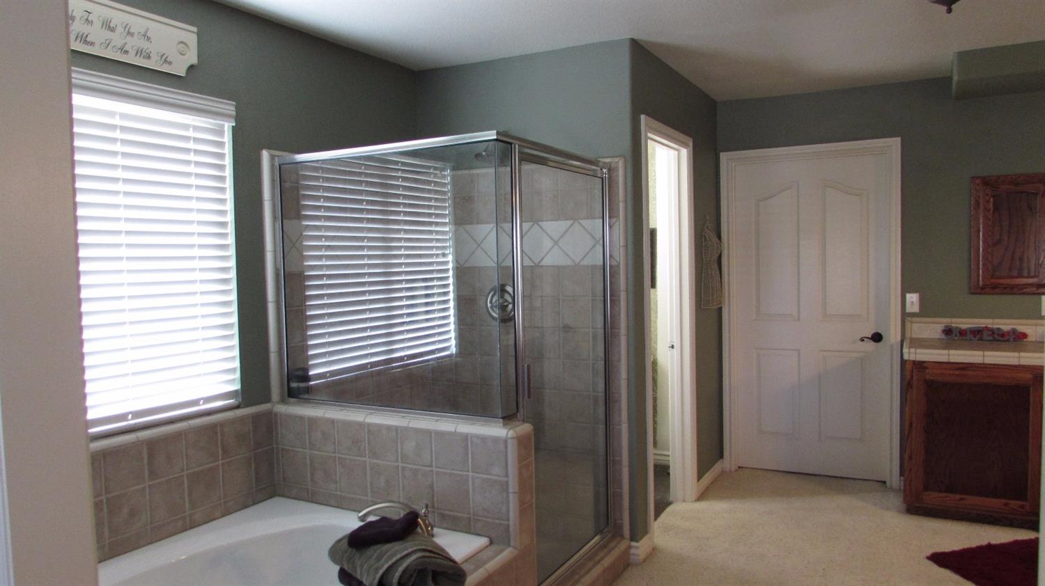 Undisclosed, Apple Valley, CA 92308 photo 19