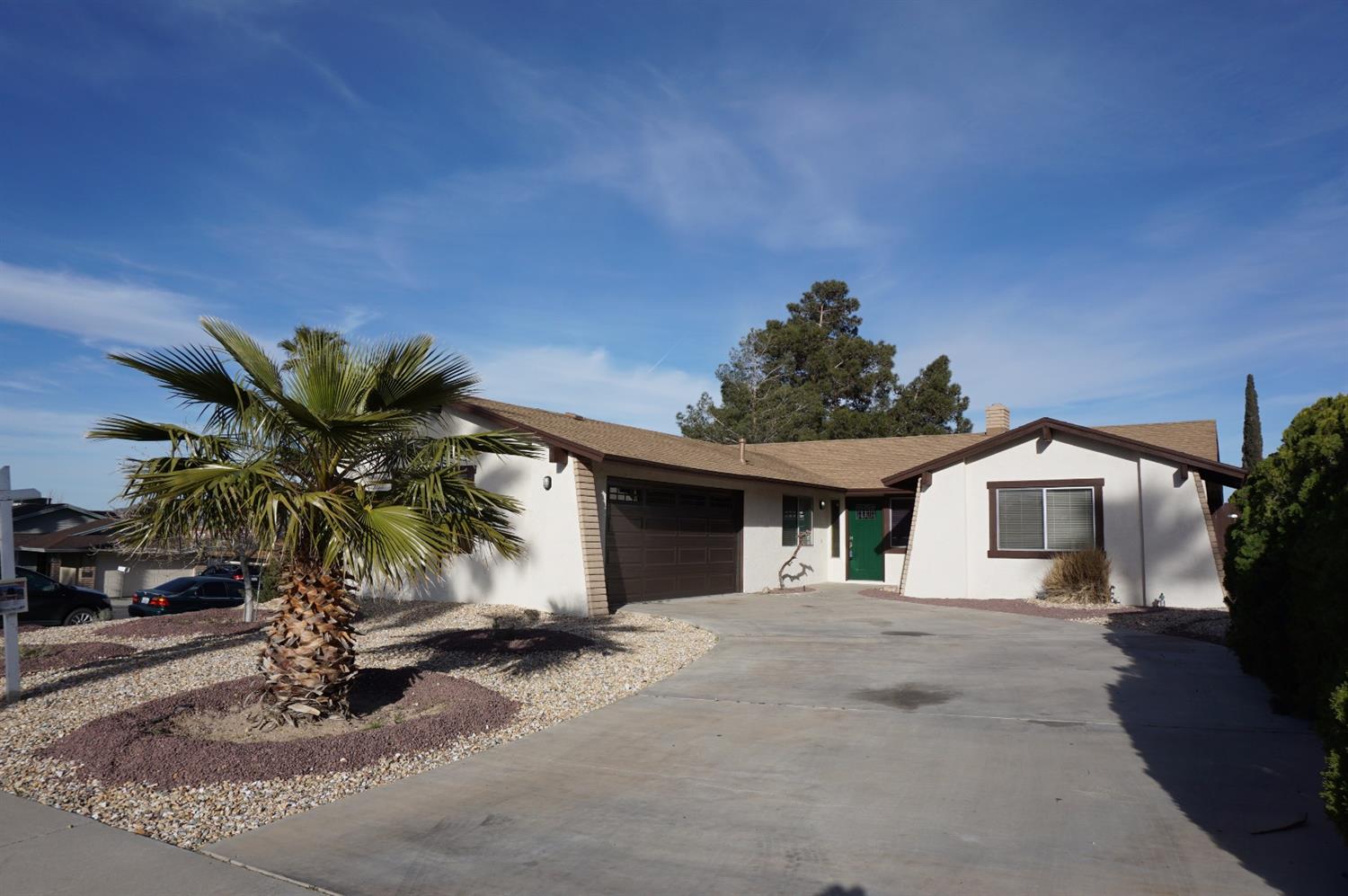 2031 Ruby Dr, Barstow, CA 92311 photo 1