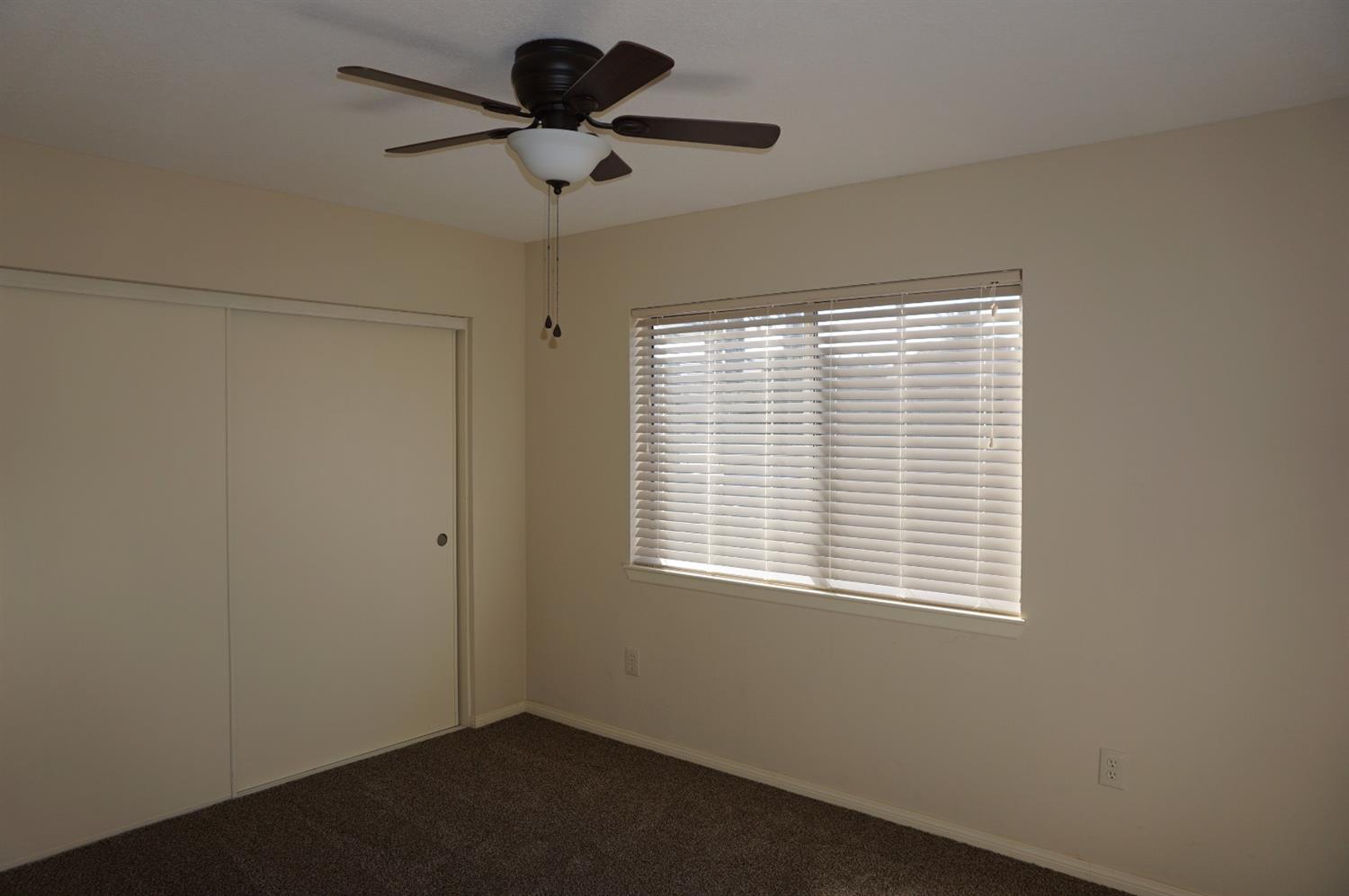 2031 Ruby Dr, Barstow, CA 92311 photo 19
