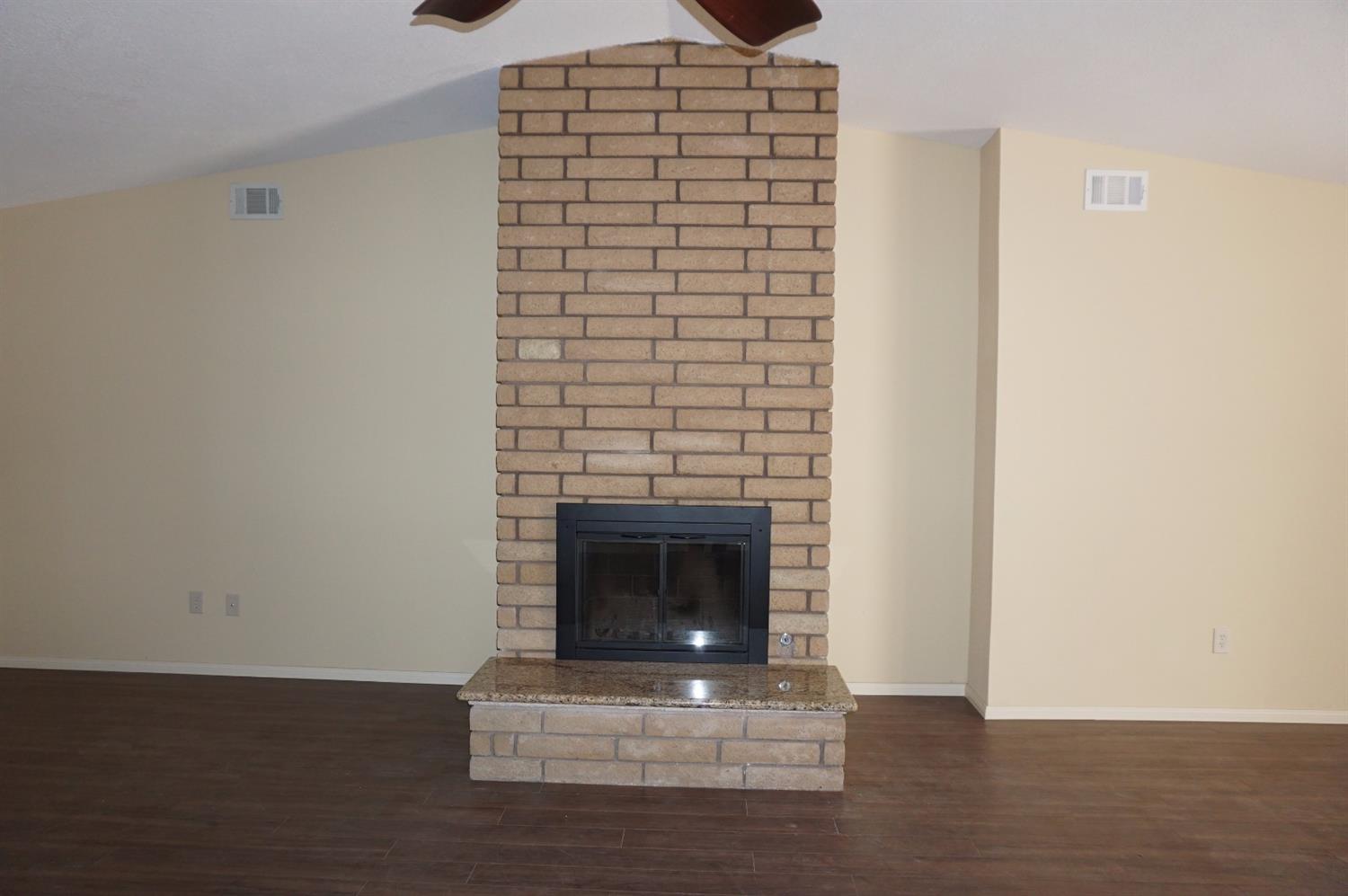 2031 Ruby Dr, Barstow, CA 92311 photo 6