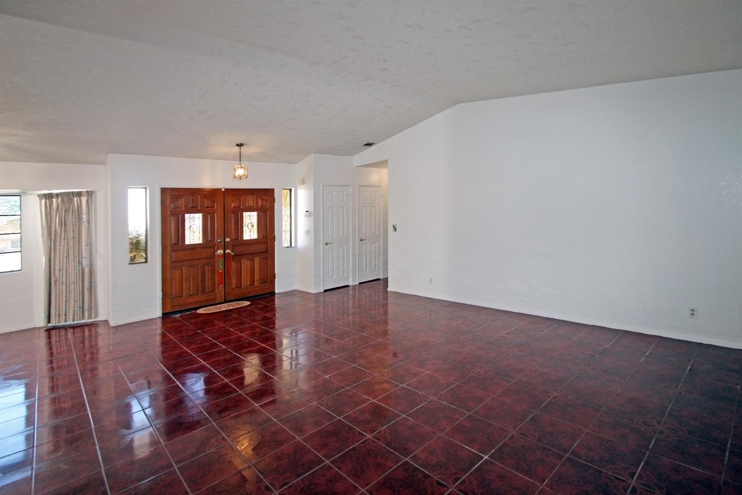 Undisclosed, Apple Valley, CA 92307 photo 23