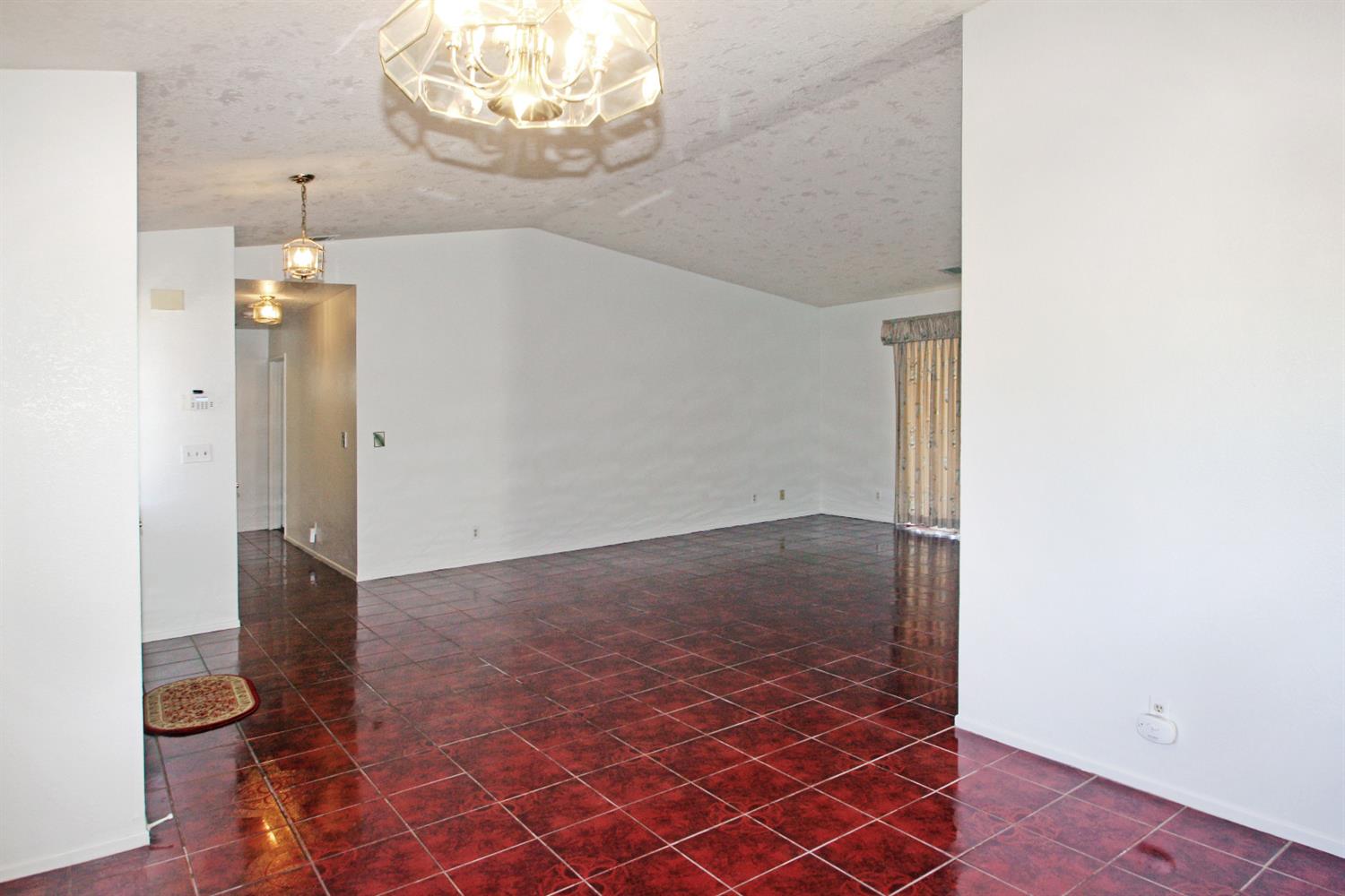 Undisclosed, Apple Valley, CA 92307 photo 22