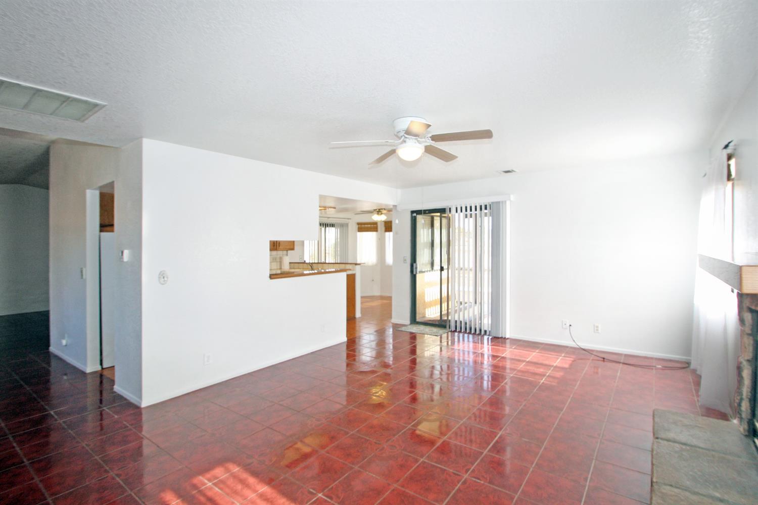Undisclosed, Apple Valley, CA 92307 photo 11