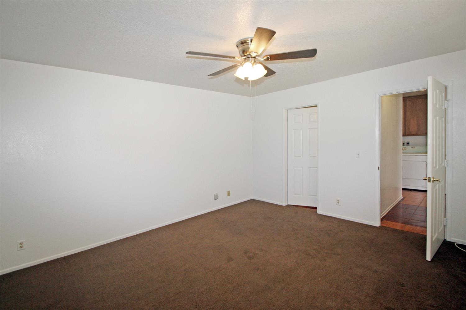 Undisclosed, Apple Valley, CA 92307 photo 14